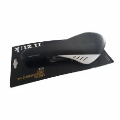 Selle Fizik Gobi XM Carbon 7 Selle Fizik Gobi XM Carbon -Accessoires Vélo Soldes Boutique selle fizik gobi xm carbon 1